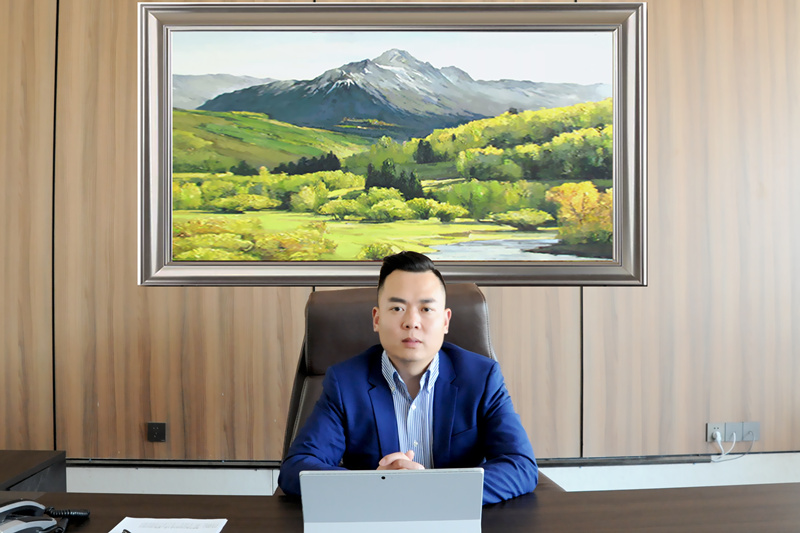 新歲新紀新甲子  穩(wěn)扎穩(wěn)打穩(wěn)攀升