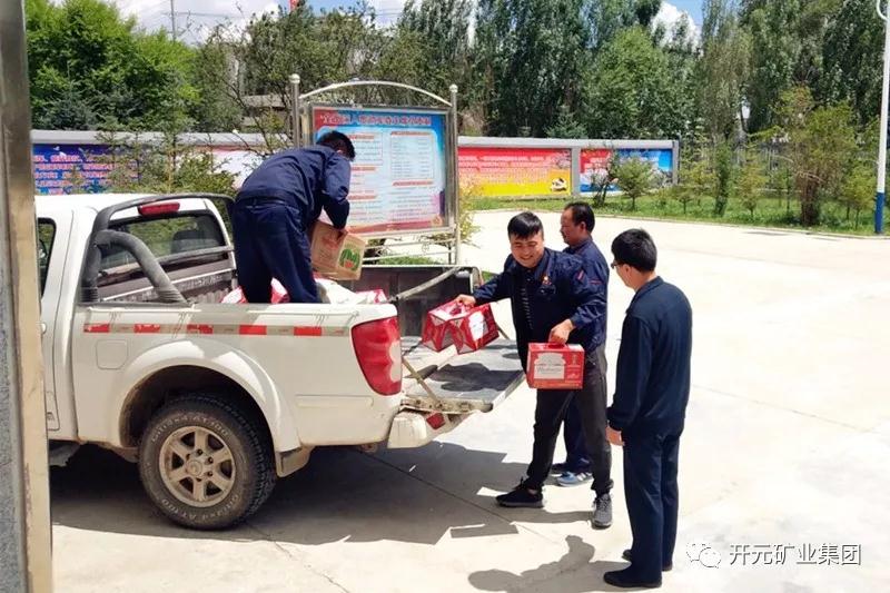 一家親│興海銅鑫慰問(wèn)部隊(duì)官兵，共話軍企團(tuán)結(jié)魚(yú)水情